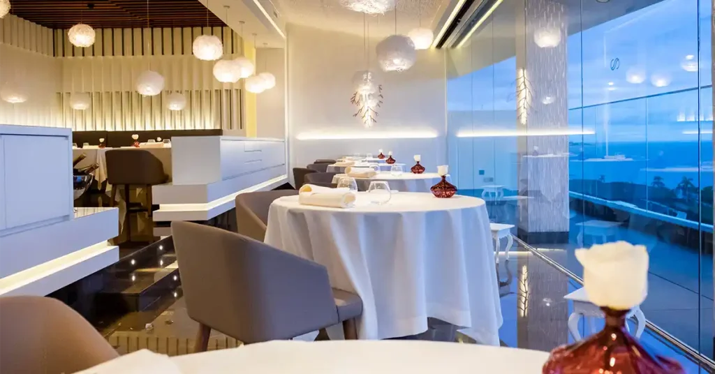 El Rincon de Juan Carlos, Restaurant