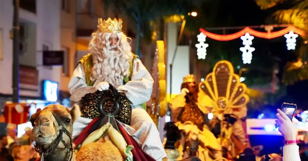 Cabalgada Reyes Magos Canarias - The Parade of the Three Kings in the Canary Islands
